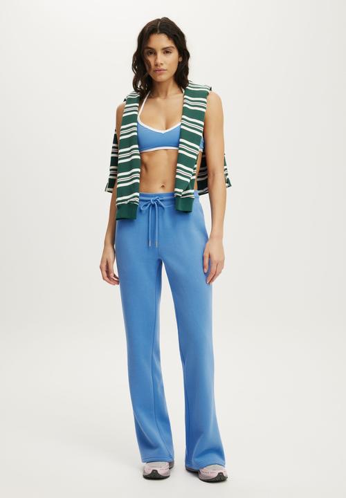 Cotton On - Plush Bootleg Sweatpant - Ultramarine