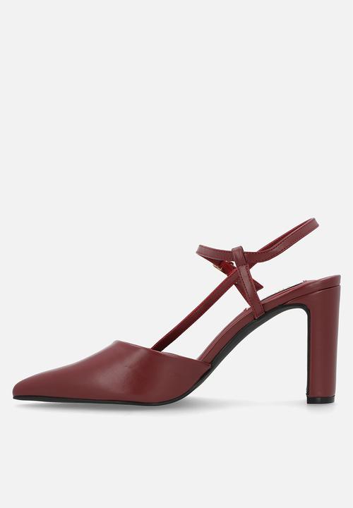 Madison® - Quill close toe slingback heel - wine