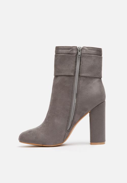 dailyfriday - Bow Boot