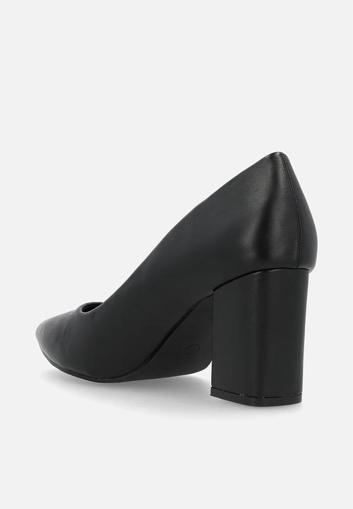 Madison® - Patricia 4 court heel - black