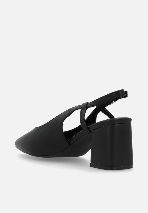 Madison® - Quest close toe slingback heel - black