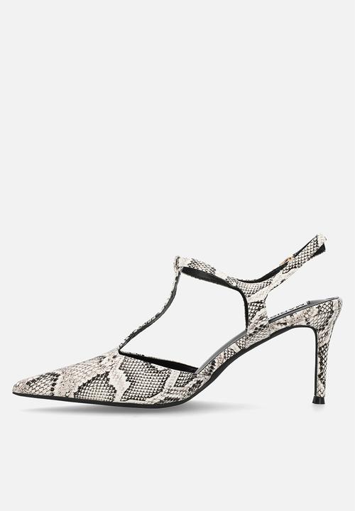 Madison® - Quincy close toe slingback heel - white / black