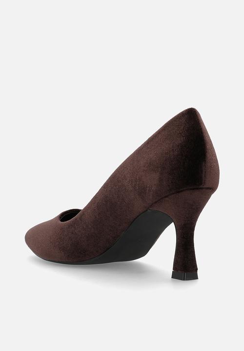 Madison® - Quitley court heel - chocolate