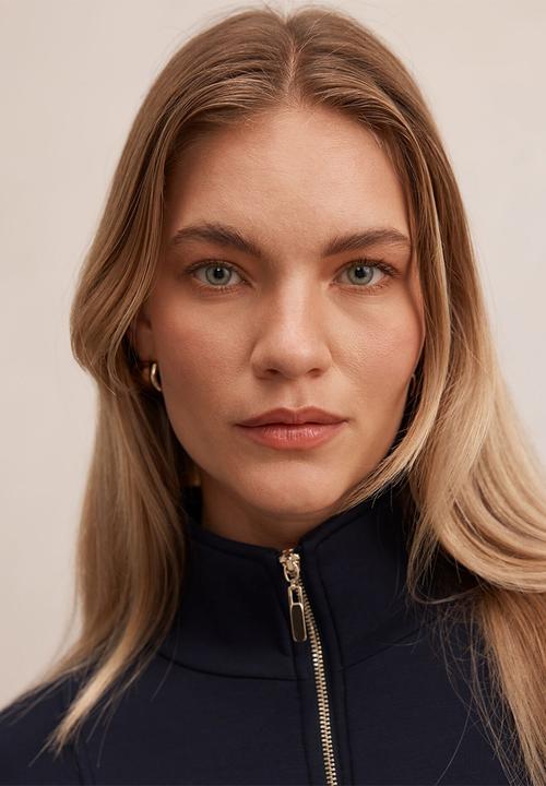 Forever New - Heidi Seam Detail Lounge Jumper in Navy