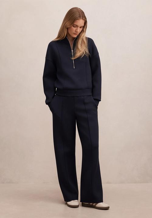 Forever New - Hunter Wide Leg Lounge Pants in Navy