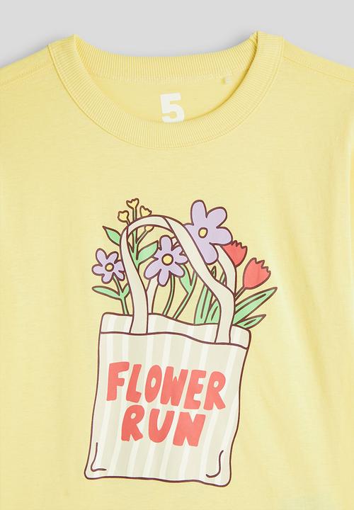 Cotton On - Poppy Oversize Graphic Print Tee - Baby Yellow/Flower run
