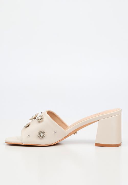 Miss Black - Bardot 9 open toe mule - champagne