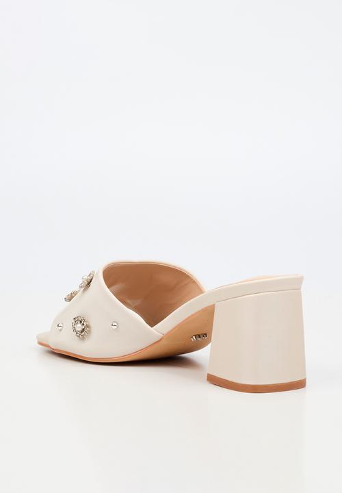 Miss Black - Bardot 9 open toe mule - champagne