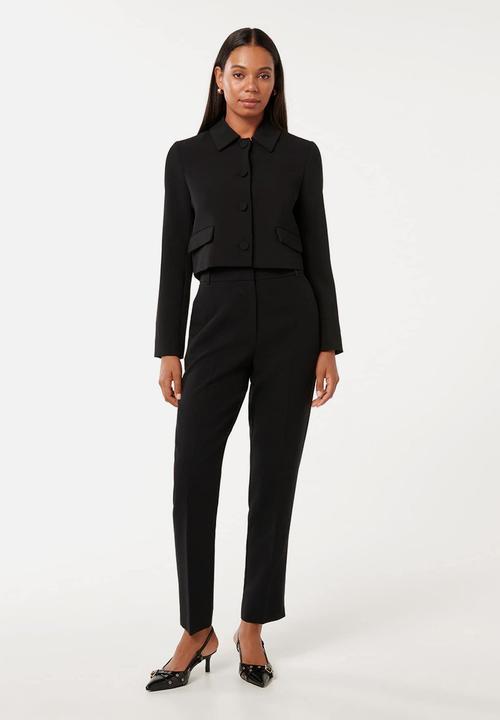 Forever New - Asher Tapered Pants in Black