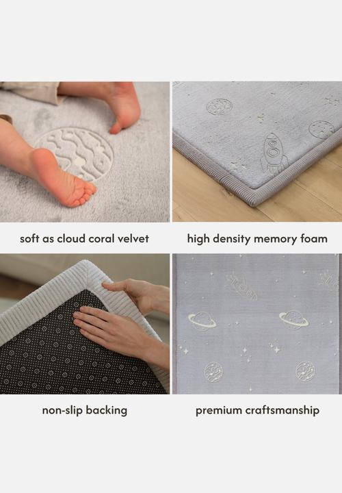 Hakuna Matte - GlowCloud Play Mat Carpet Glow in the Dark - Planets