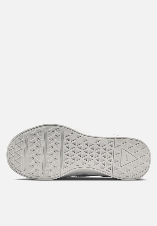 Nike - Nike MC Trainer 4
