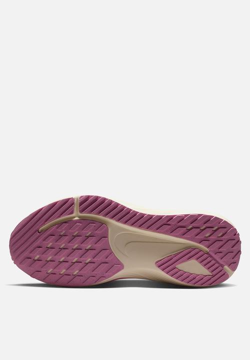 Nike - Nike Quest 7