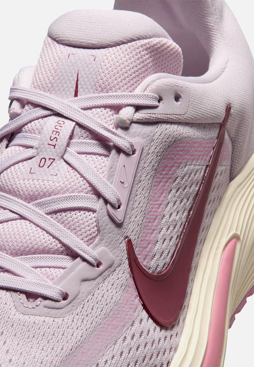 Nike - Nike Quest 7