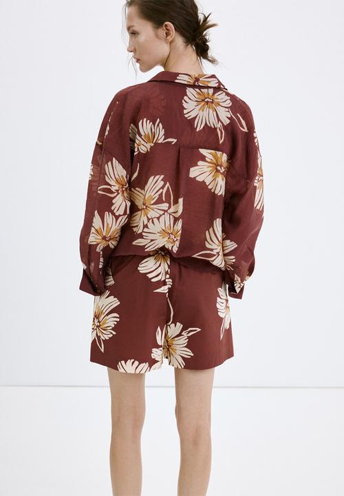 MANGO - Shorts sake - dark red