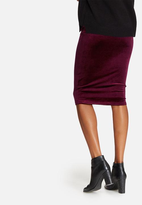 dailyfriday - Velvet pencil skirt