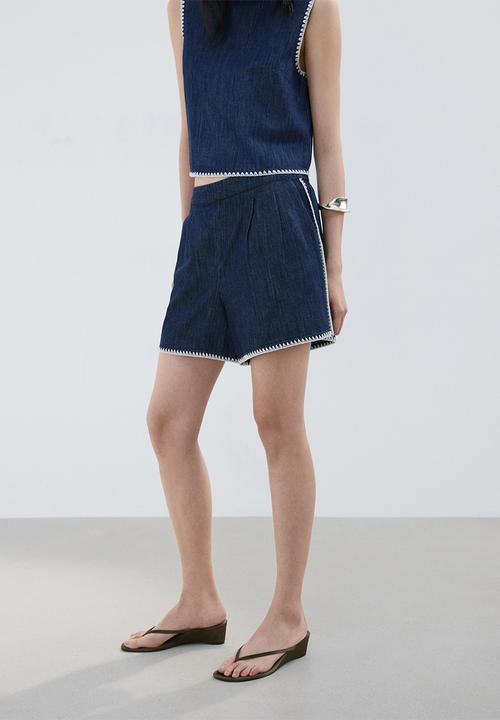 MANGO - Shorts may - open blue
