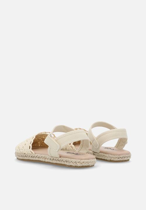 Cotton On - Isla Strappy Sandal - Vanilla/Crochet