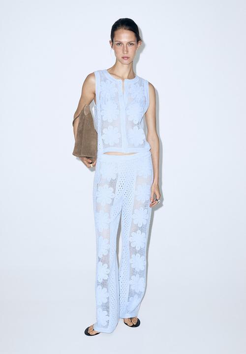 MANGO - Vest daisy - light/pastel blue