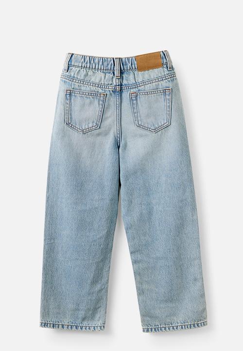 Cotton On - Unisex Straight Leg Denim Jean - Airlie Light Blue