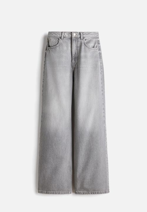 H&M - Wide ultra high jeans - light denim grey