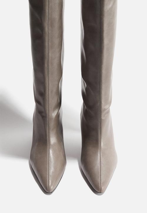 H&M - Pointed boots - grey