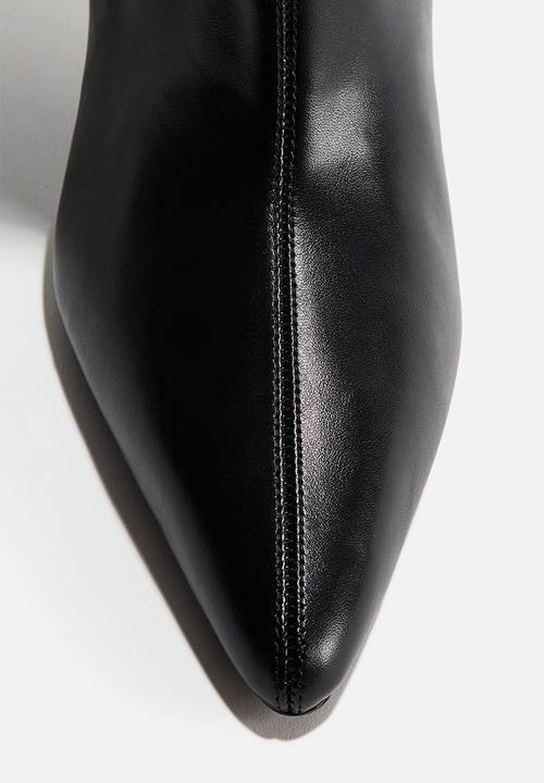 H&M - Pointed boots - black