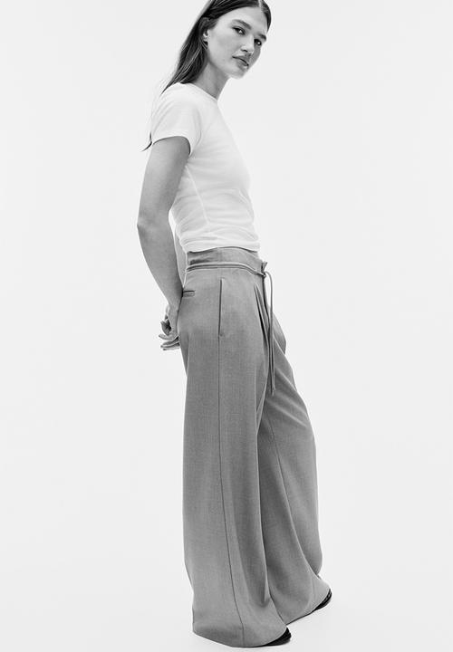 H&M - Tailored drawstring trousers - mole