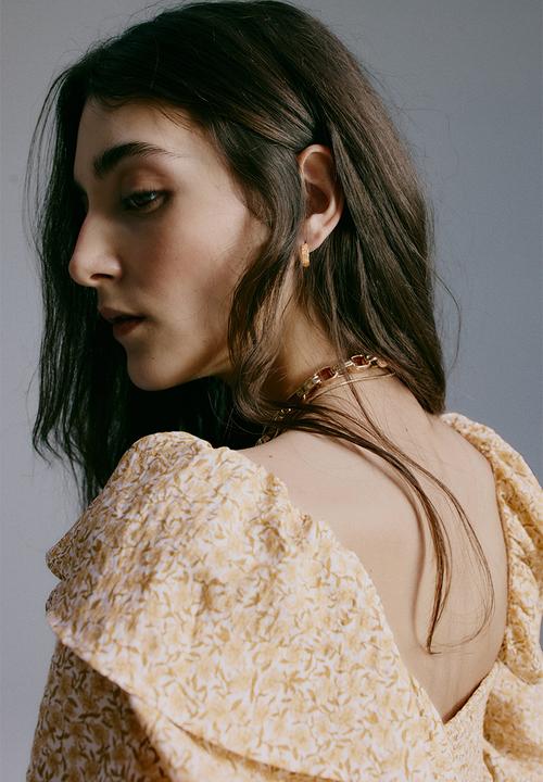 H&M - Flounce-trimmed blouse - beige/floral