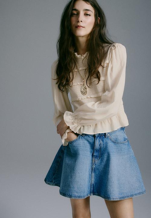 H&M - Smocked-bodice top - light beige