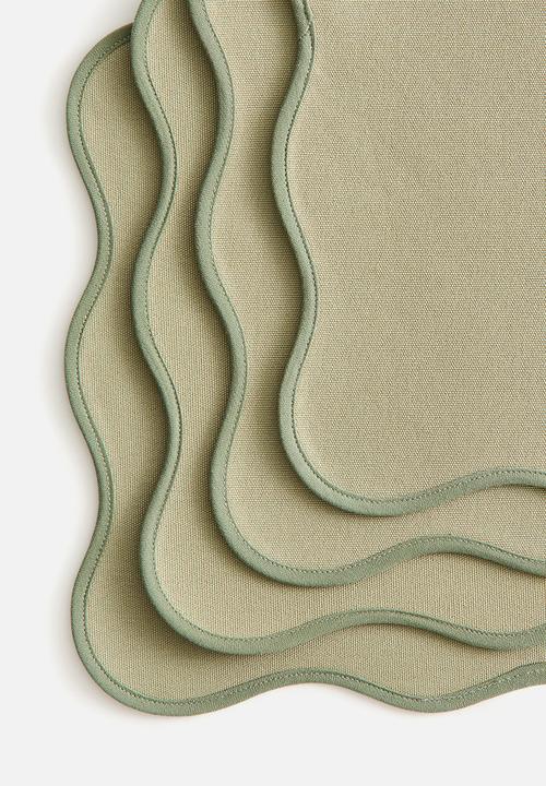 H&M - 4-pack water-repellent place mats - green