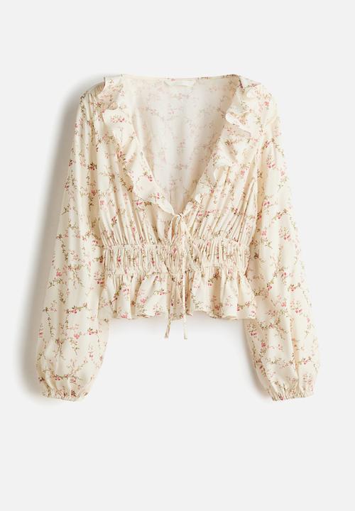 H&M - Flounce-trimmed viscose blouse - light beige/floral