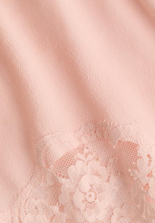 H&M - Lace-trimmed pyjama shorts - light peach pink