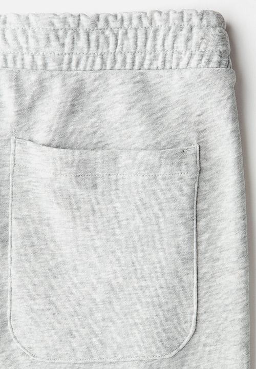 H&M - Regular fit sweatshorts - light grey marl