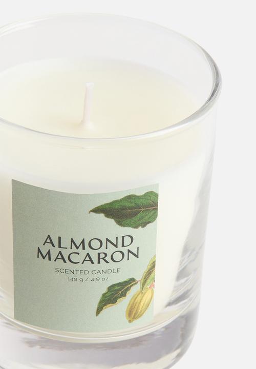 H&M - Scented candle in glass holder - almond macaron