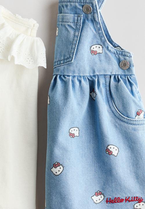 H&M - 2-Piece dungaree dress and top set - light denim blue/hello kitty