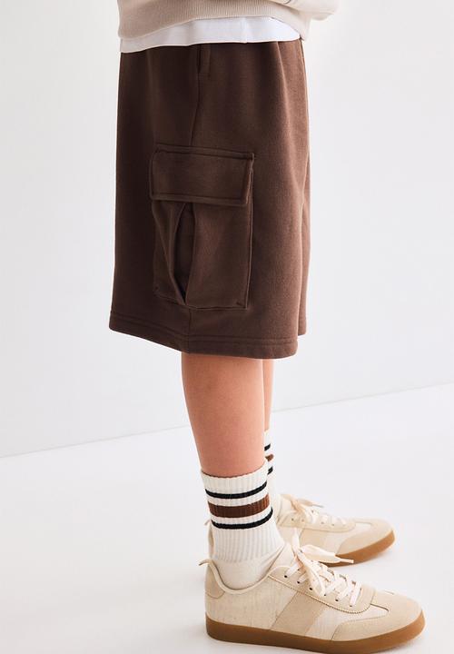 H&M - Cargo sweatshorts - dark brown