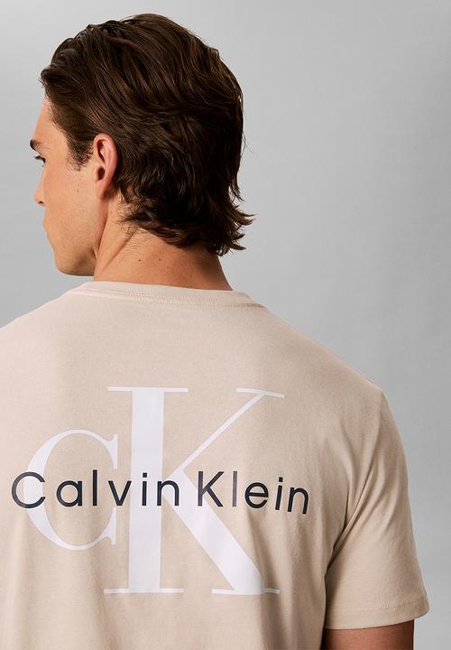 Calvin Klein - SS 30S CLASSIC BACK MONOLOGO TEE - Oatmeal