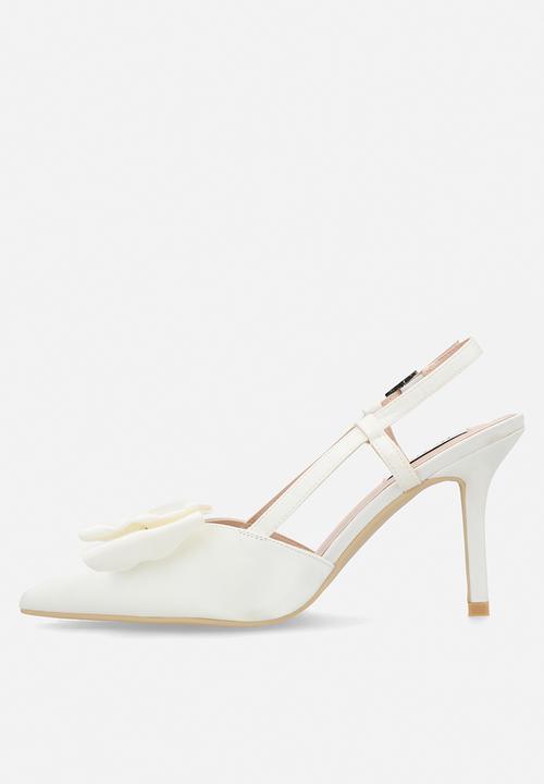 Be Mine - Anica closed toe stiletto heel slingback - ivory satin