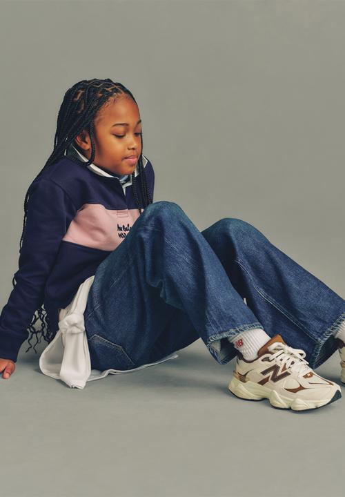 New Balance  - 9060 Grade School