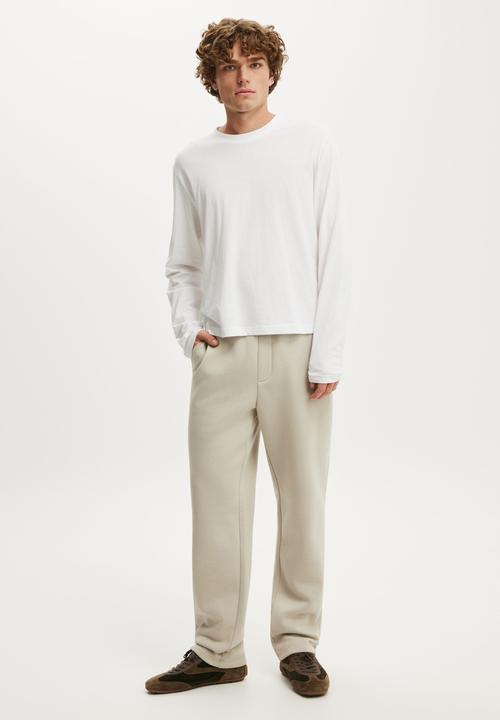 Cotton On - Relaxed Track Pant - Stone