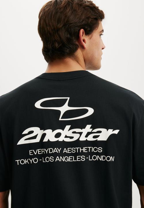 Cotton On - Everyday Fit Graphic T-shirt - Black/Everyday Aesthetics 