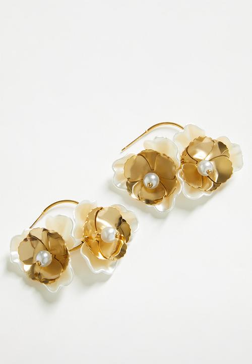 Tessa Design - Rory Pearl Floral Hoop Earrings-Gold