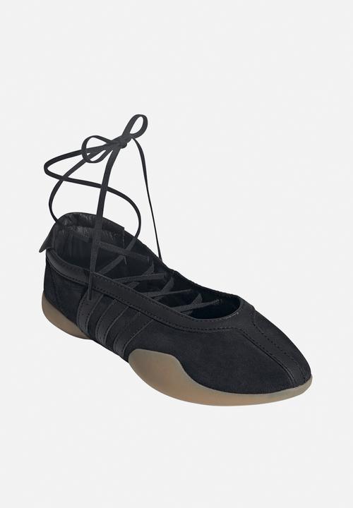 adidas Originals - Taekwondo Mei Ballet W - Core Black/Ftwr White/Gum 3