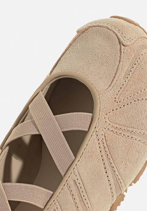 adidas Originals - Ghost Sprint Ballet W - Magic Beige/Magic Beige/Gum 4