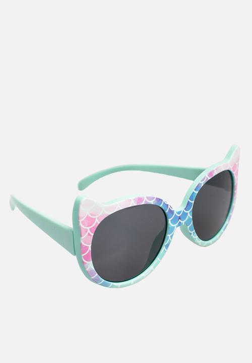 Character Group - Sunnies & case - meowmaid
