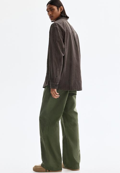 H&M - Relaxed fit cotton shirt - brown/checked