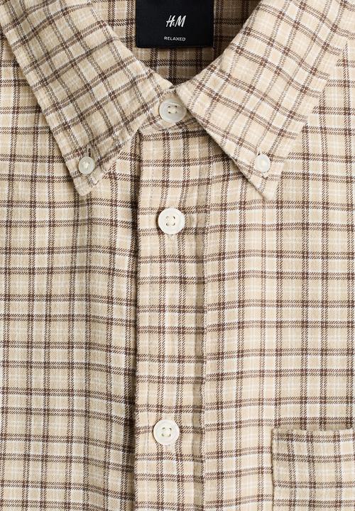 H&M - Relaxed fit cotton shirt - beige/checked