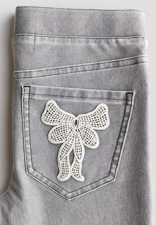 H&M - Denim-look flared jeggings - washed grey