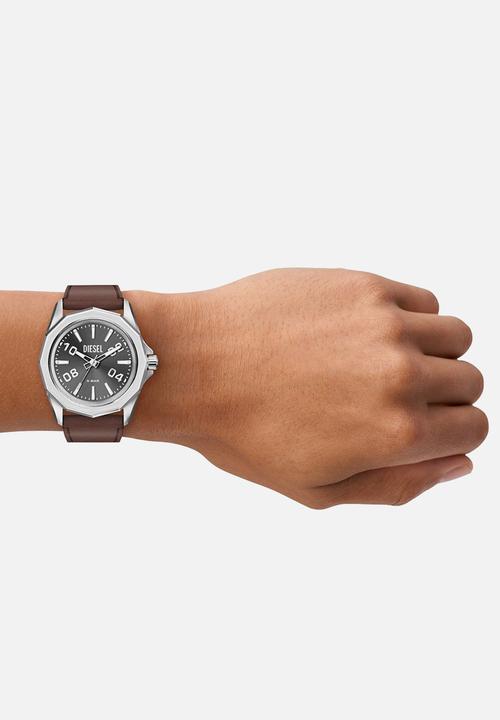Diesel  - Diesel Stinger Three-Hand DZ2240 Watch - Brown