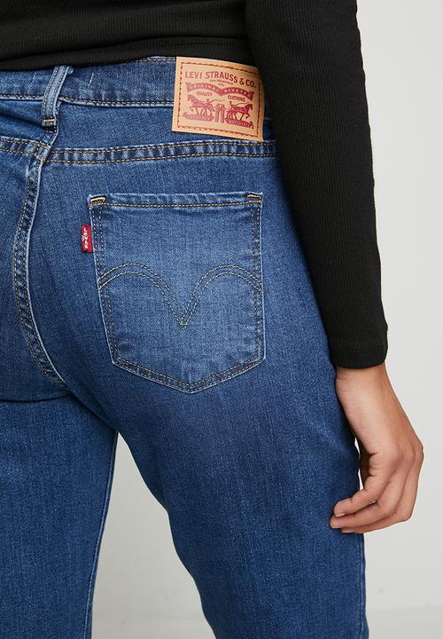 Levi’s® - Curvy Straight Jeans - Move
